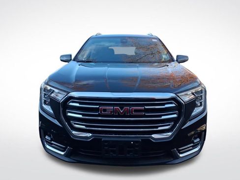 Certified 2022 GMC Terrain SLT image 2