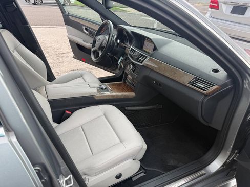Used 2011 Mercedes-Benz E 350 Sedan image 13
