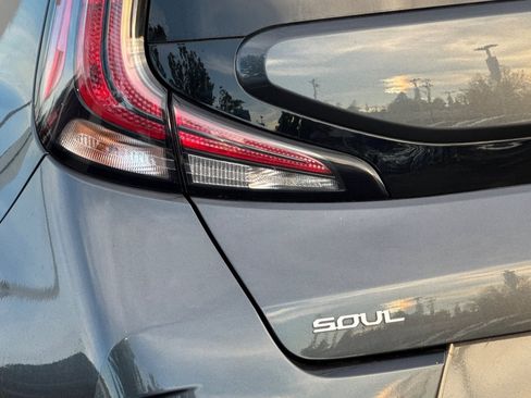 Used 2023 Kia Soul LX w/ Option Group 015 image 12