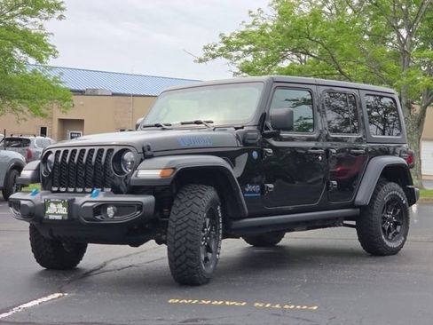 Used 2023 Jeep Wrangler Unlimited w/ Cold Weather Group AWD/4WD image 21