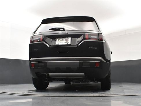 New 2026 Jeep Cherokee Limited image 18