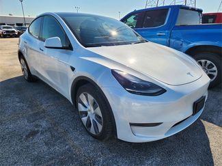 Used 2023 Tesla Model Y Long Range video 1