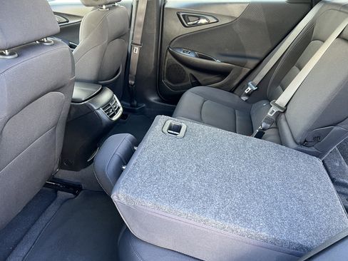 Used 2023 Chevrolet Malibu LT image 14