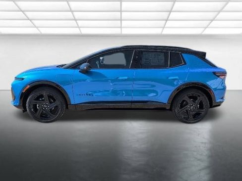 New 2026 Chevrolet Equinox EV RS image 31