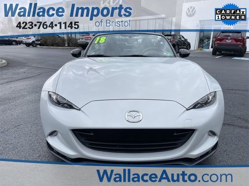 Used 2018 MAZDA MX-5 Miata Club image 2