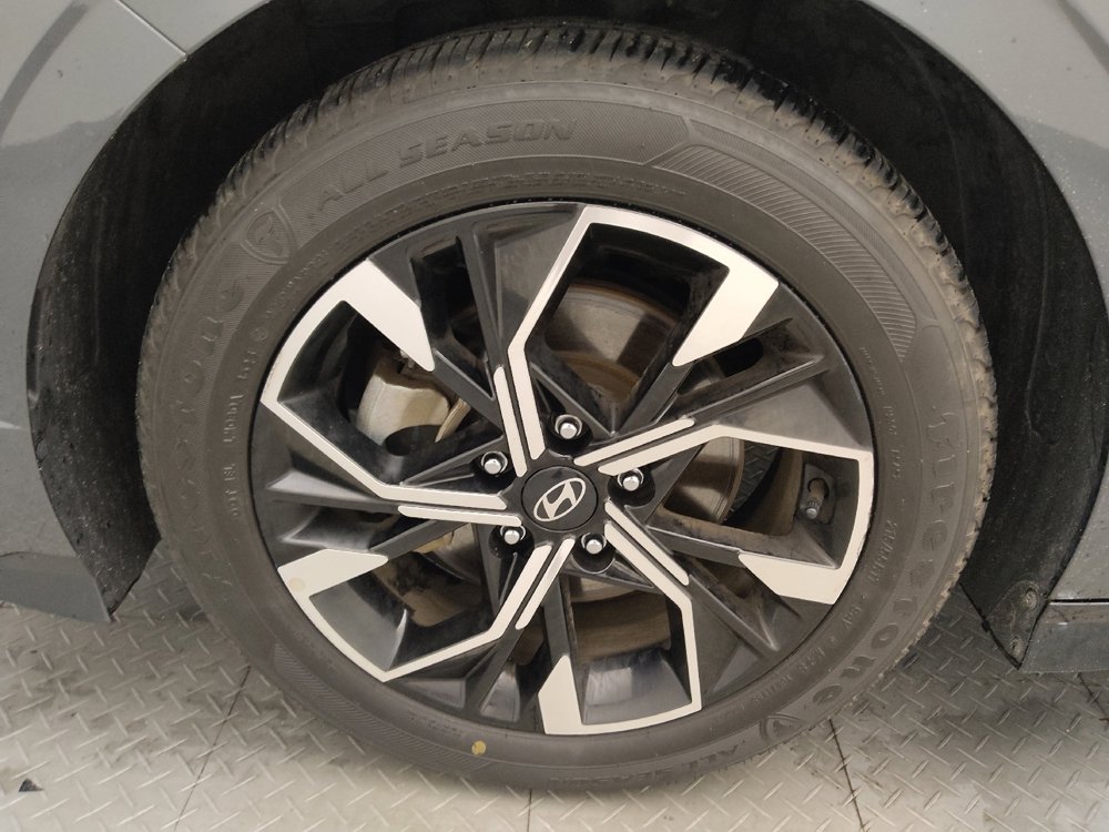 Used 2025 Hyundai Sonata SEL FWD image 31