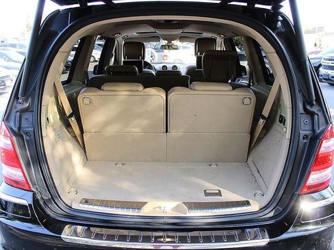 Used 2012 Mercedes-Benz GL 550 4MATIC image 8