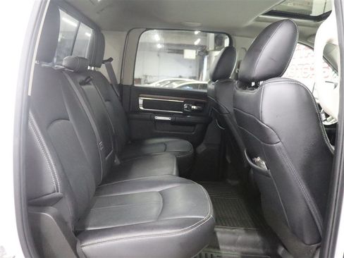 Used 2018 RAM 1500 Laramie w/ Convenience Group AWD/4WD image 21