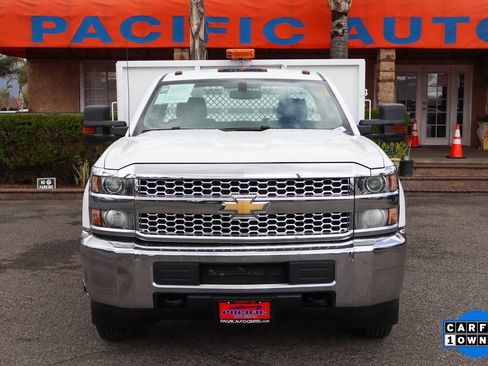 Used 2019 Chevrolet Silverado 3500 W/T w/ WT Convenience Package image 3