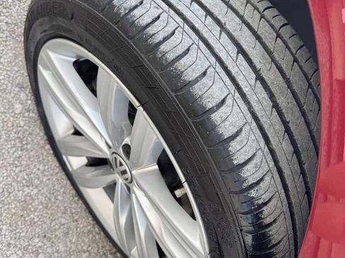 Used 2019 Volkswagen Passat 2.0T Wolfsburg w/ Wheels & Sunroof Package image 13