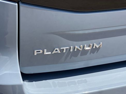 Used 2025 Ford Expedition Platinum AWD/4WD image 36