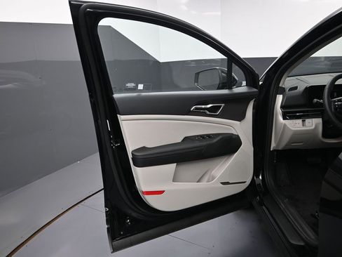 Certified 2026 Kia Sportage EX image 13