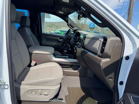 New 2026 Chevrolet Silverado 1500 LTZ w/ LTZ Premium Package AWD/4WD image 54