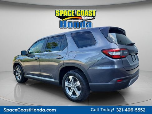 Certified 2024 Honda Pilot EX-L image 5