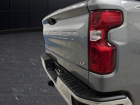 Used 2025 Chevrolet Silverado 1500 LT image 31