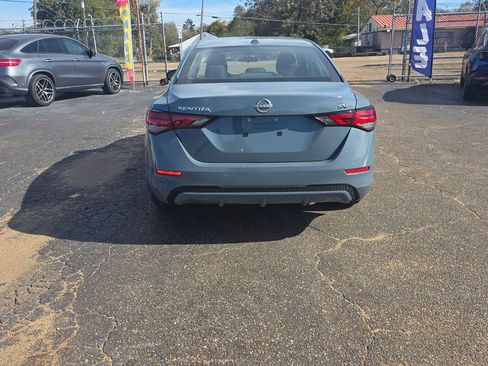 Used 2024 Nissan Sentra SV image 4