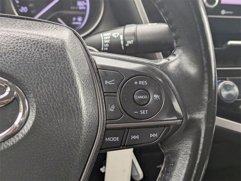 Used 2023 Toyota Camry SE image 26
