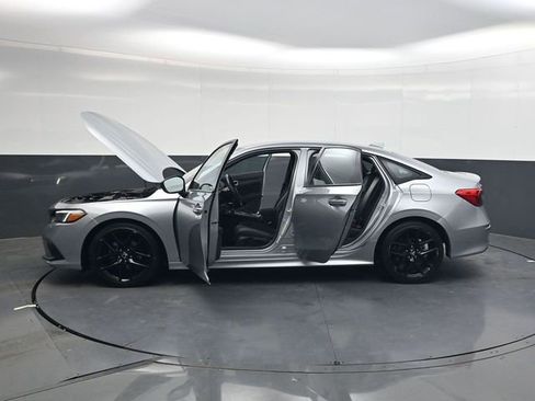 Used 2024 Honda Civic Sport image 33