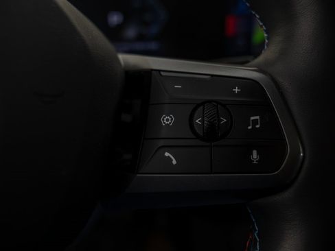Used 2025 BMW iX M60 image 44