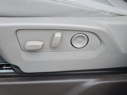 Used 2024 Chevrolet Silverado 3500 LT w/ Convenience Package image 21