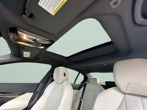 New 2027 BMW 530i RWD image 21