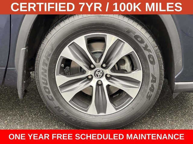 Used 2023 Toyota Highlander XLE AWD/4WD image 7
