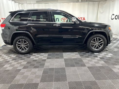 Used 2017 Jeep Grand Cherokee Limited image 10