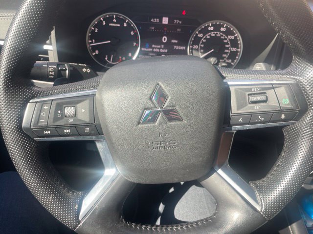 Used 2022 Mitsubishi Outlander SE AWD/4WD image 13