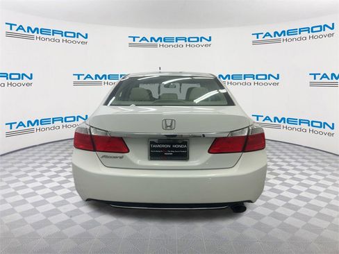 Used 2015 Honda Accord EX image 4