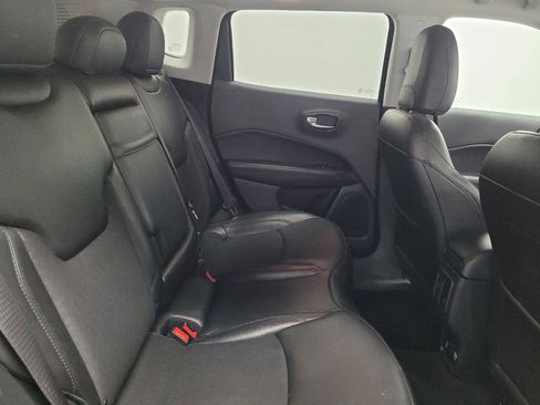 Used 2019 Jeep Compass Altitude image 19