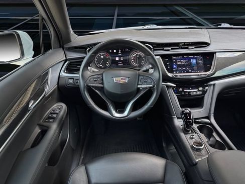 Used 2024 Cadillac XT6 Sport w/ Technology Package AWD/4WD image 12