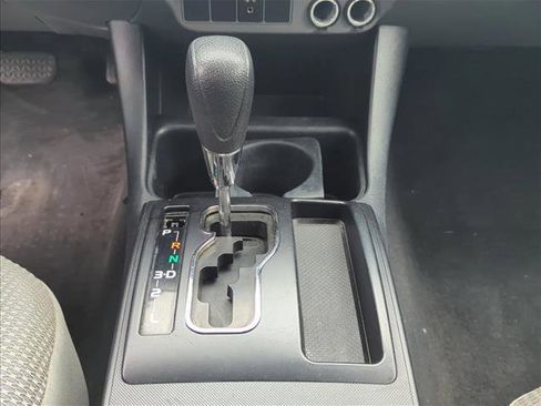 Used 2015 Toyota Tacoma 2WD Access Cab image 14