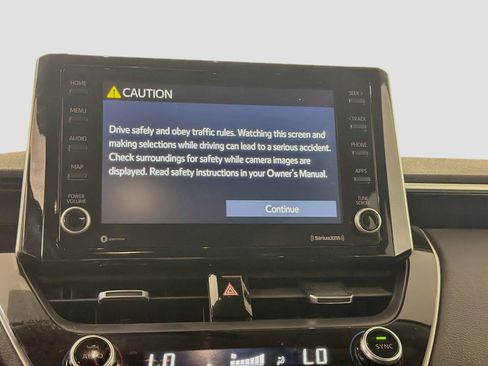 Used 2022 Toyota Corolla Cross XLE AWD/4WD image 19