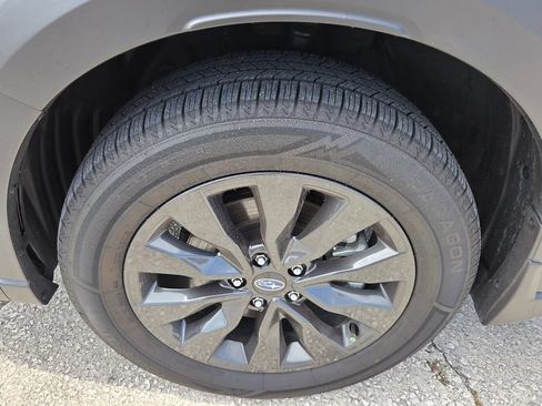 Used 2024 Subaru Outback Onyx Edition AWD/4WD image 9