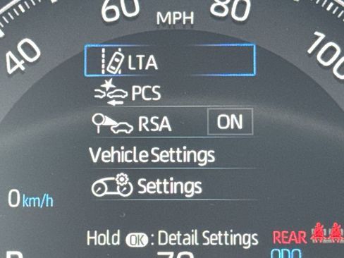 Used 2025 Toyota RAV4 LE AWD/4WD image 18