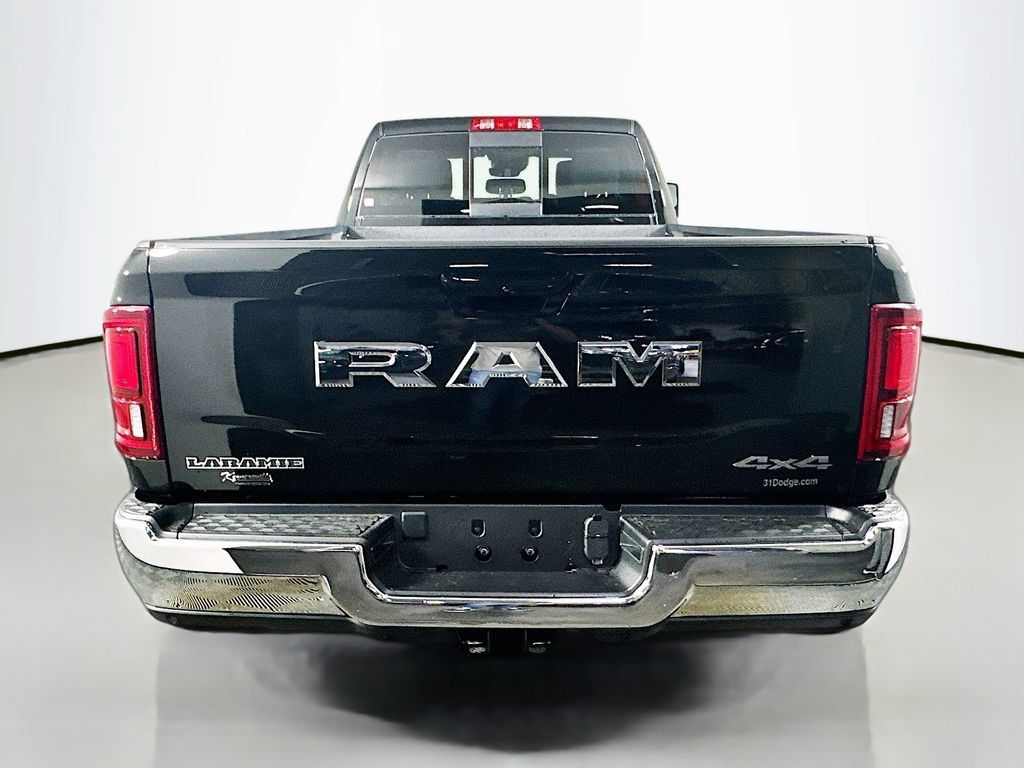 New 2026 RAM 2500 Laramie AWD/4WD image 6