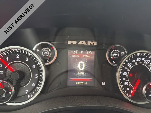 Used 2023 RAM 1500 Tradesman AWD/4WD image 11
