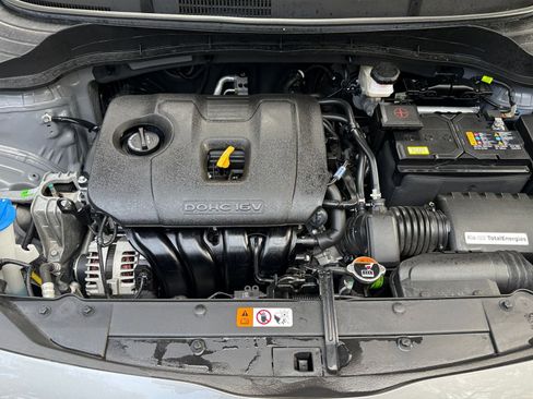 Used 2025 Kia Soul LX w/ LX Technology Package image 25