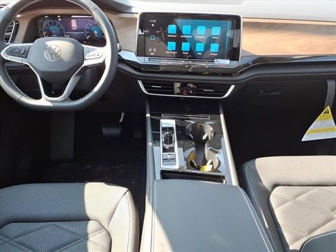 New 2026 Volkswagen Atlas SE image 17