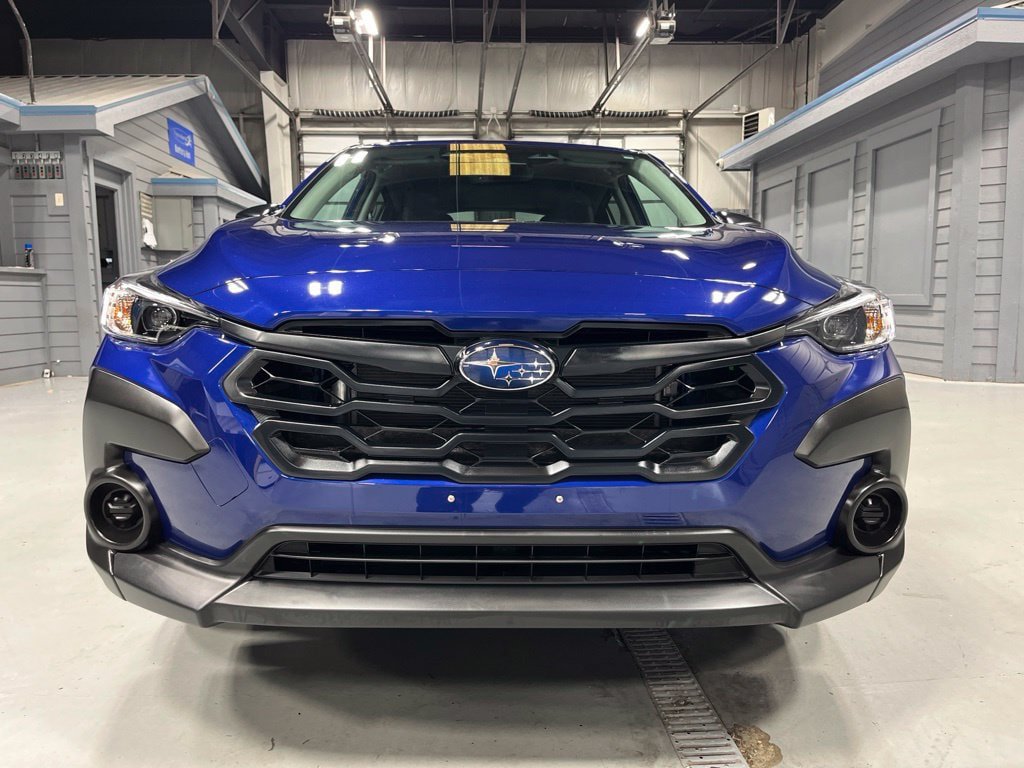 Used 2026 Subaru Crosstrek 2.5i AWD/4WD image 2