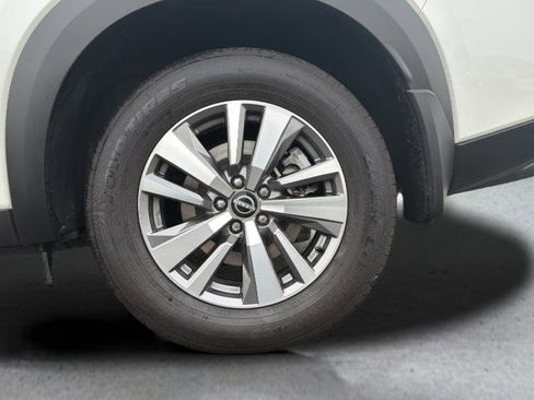 Certified 2023 Nissan Pathfinder SL AWD/4WD image 15