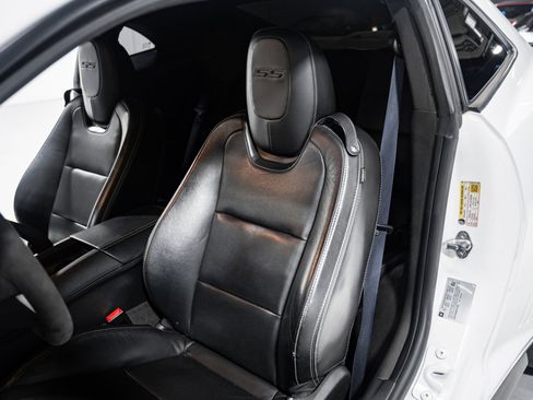 Used 2013 Chevrolet Camaro SS image 21