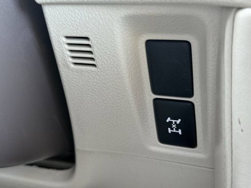 Used 2019 Lexus GX 460 Premium w/ Premium Package image 33