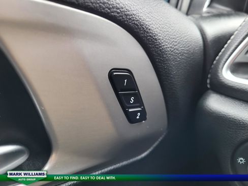 Used 2022 Chrysler Pacifica Limited w/ S Appearance Package image 21