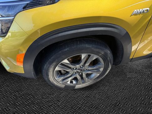 Certified 2023 Kia Seltos S image 11