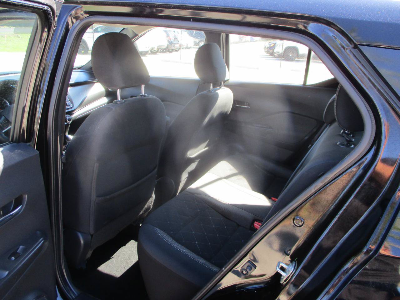 Used 2019 Nissan Kicks SV w/ Exterior Package FWD image 15