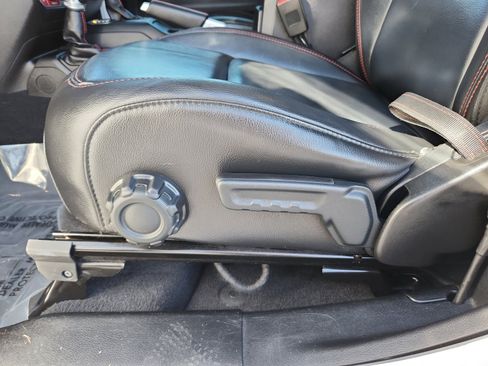 Used 2019 Jeep Wrangler Rubicon image 14