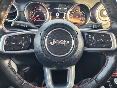 Used 2020 Jeep Gladiator Rubicon image 16