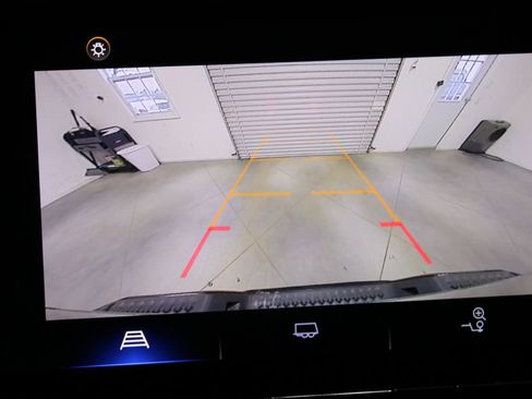 Used 2024 Chevrolet Colorado W/T image 33