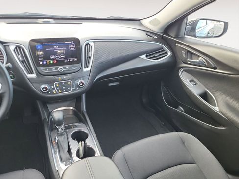 Used 2024 Chevrolet Malibu LT image 12